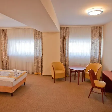 Rubin 3* Łódź
